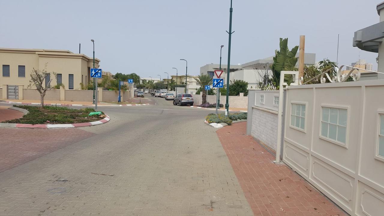 Regina'S Place Or Akiva Exterior foto